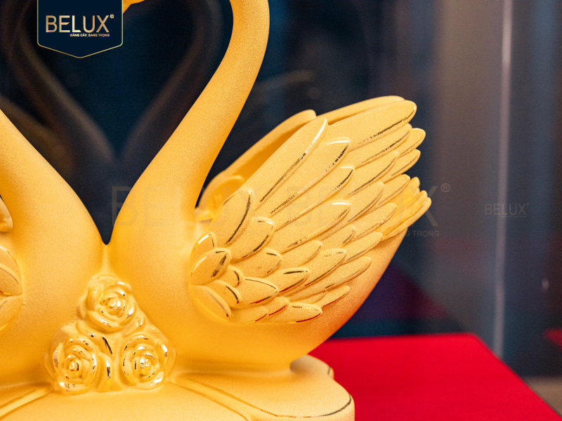 Tượng đôi thiên nga dát vàng cát  14x9.1x12cm